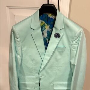Brand New Men’s Suit